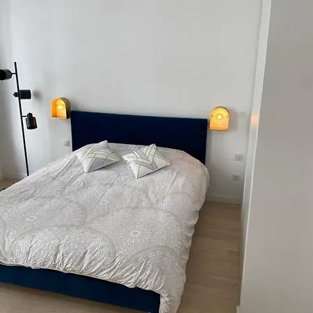 Brand New 1 Bedroom Flat With Parking- 5 Min Paris Pte De Versailles Issy-les-Moulineaux Exterior foto